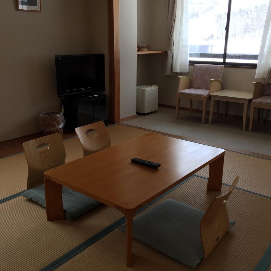 Schole Hakuba Ξενοδοχείο Εξωτερικό φωτογραφία